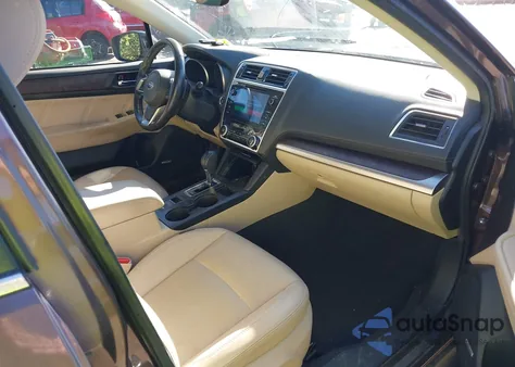 2019 Subaru Outback 2.5I Limited из США, поврежденный, VIN 4S4BSANC7K3241787